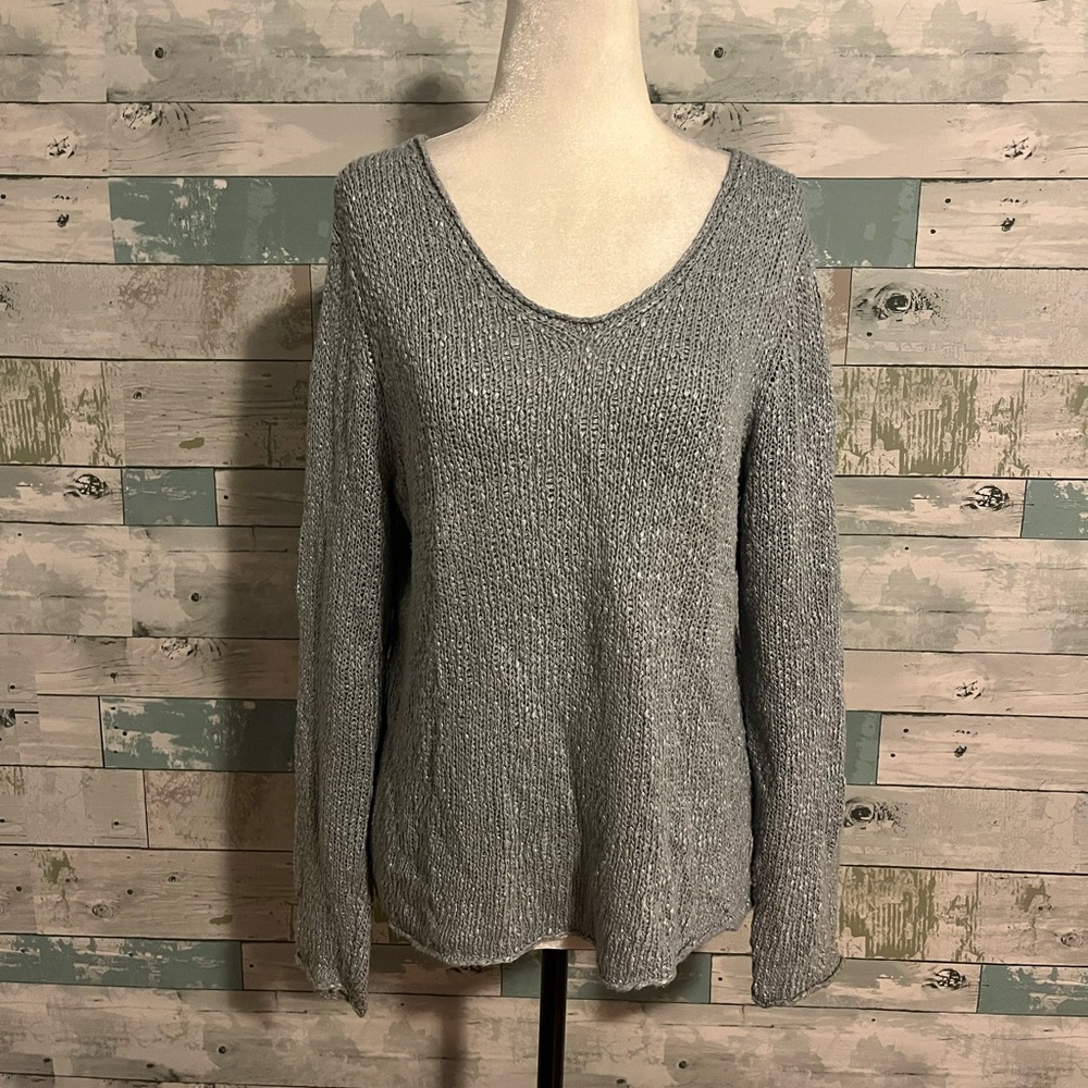 Eileen fisher  Italian yarn v neck sweater